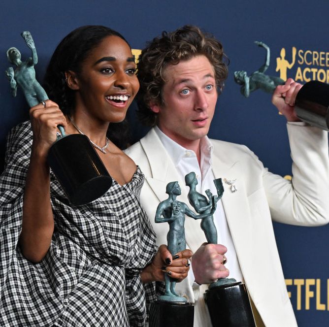 Your Ultimate Guide to Watching the 2025 SAG Awards, Right This Way