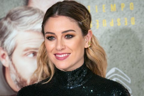 Blanca Suárez y look más espectacular de 2018 - Blanca Suárez, vestido de  fiesta negro de lentejuelas