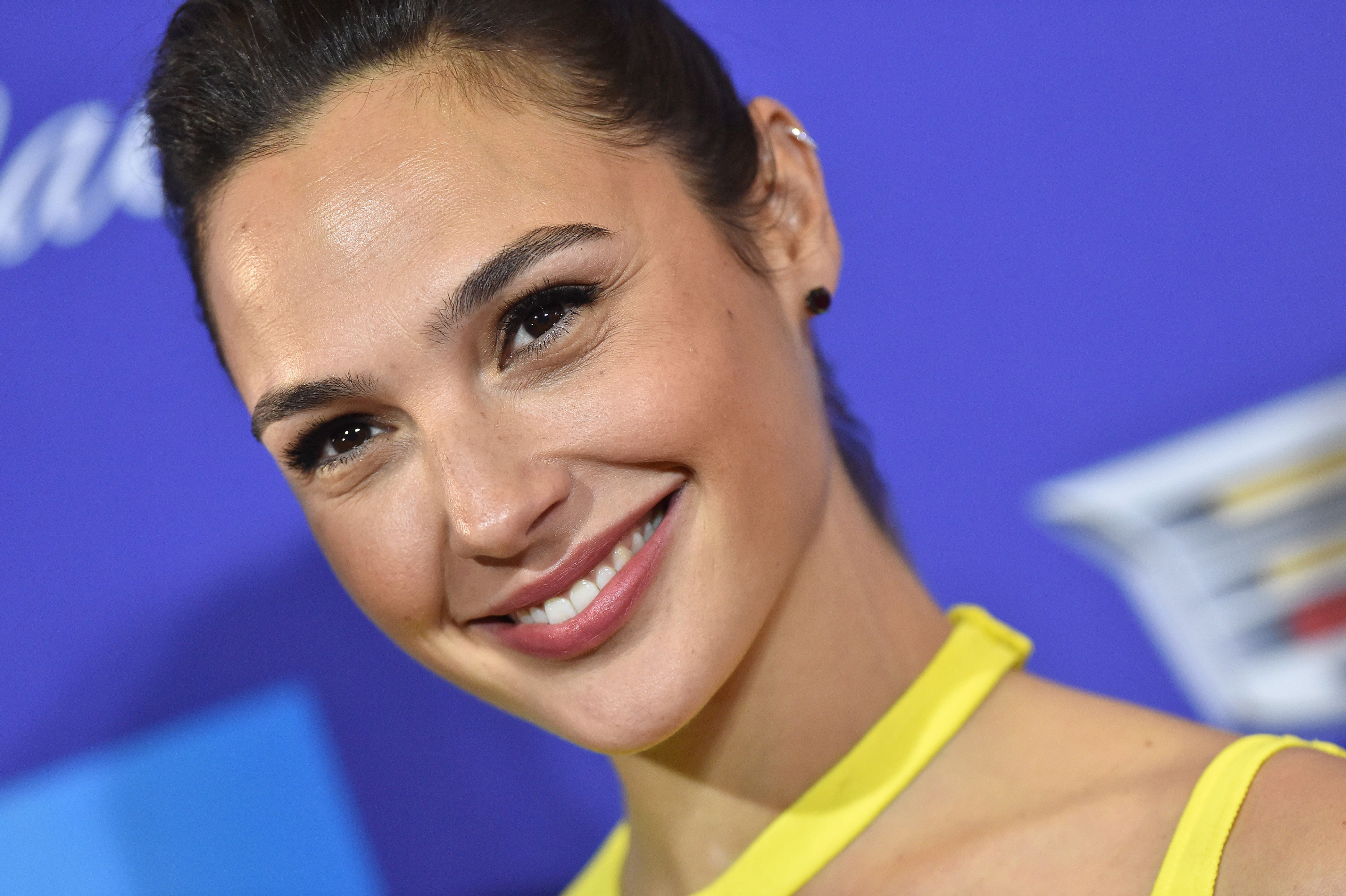 Gal Gadot S Simple Skincare Routine Gives Her A Wonder Woman Glow