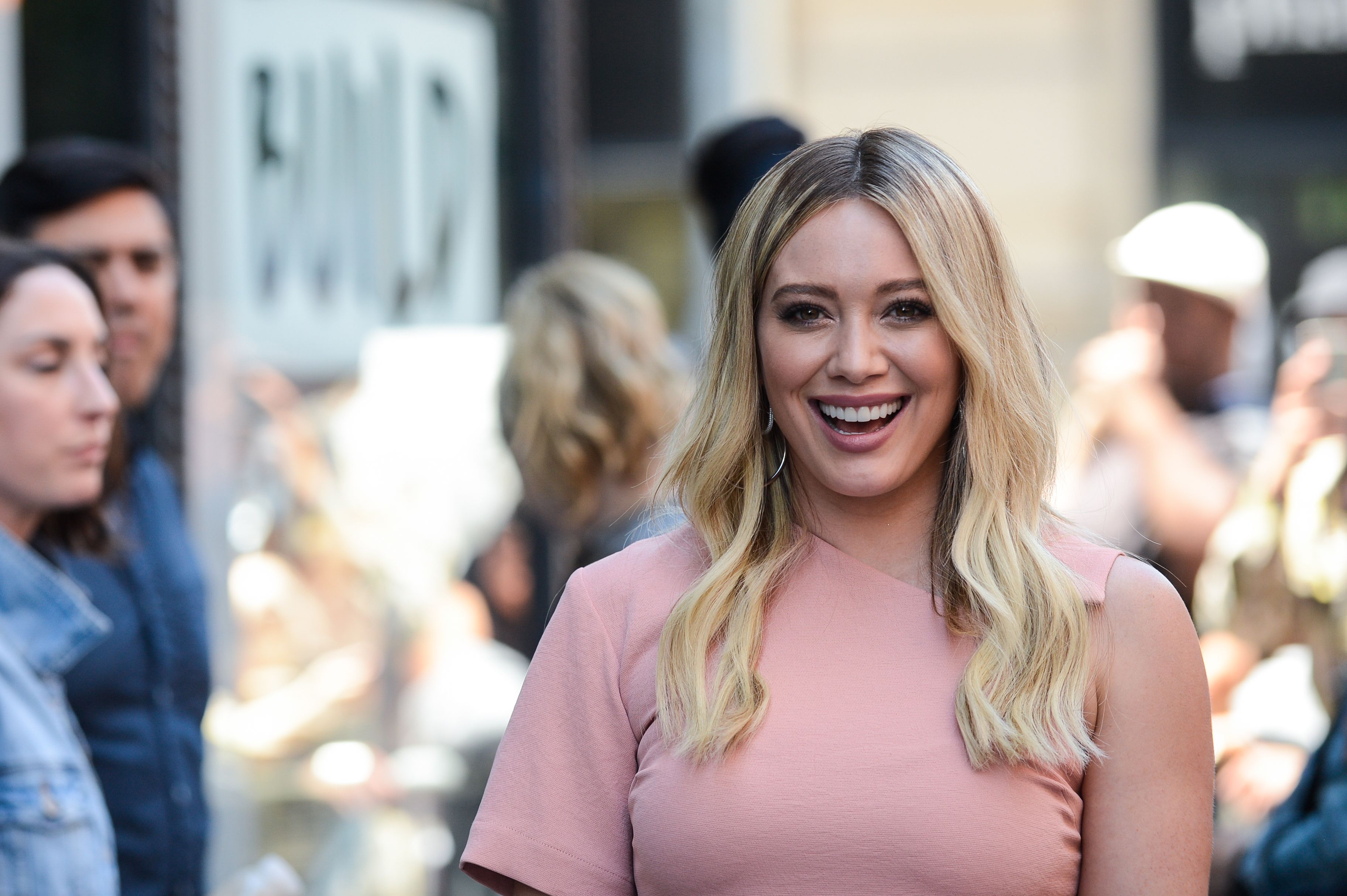 Hilary Duff Hilary Duff On Misconceptions She Had About Sex When She Was Younger E Online 
