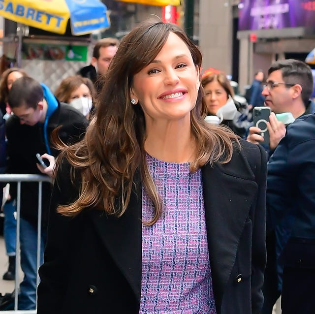 Jennifer Garner’s Favourite Kitchen Necessities Jennifer Garner’s Favourite Kitchen Necessities