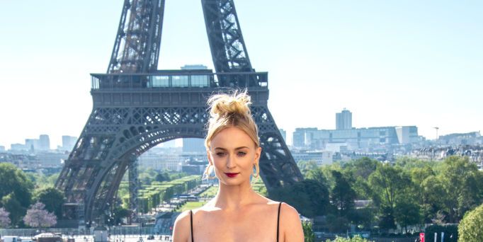 Sophie Turner Wears a Mini Mugler Dress in Paris to Promote X-Men: Dark ...
