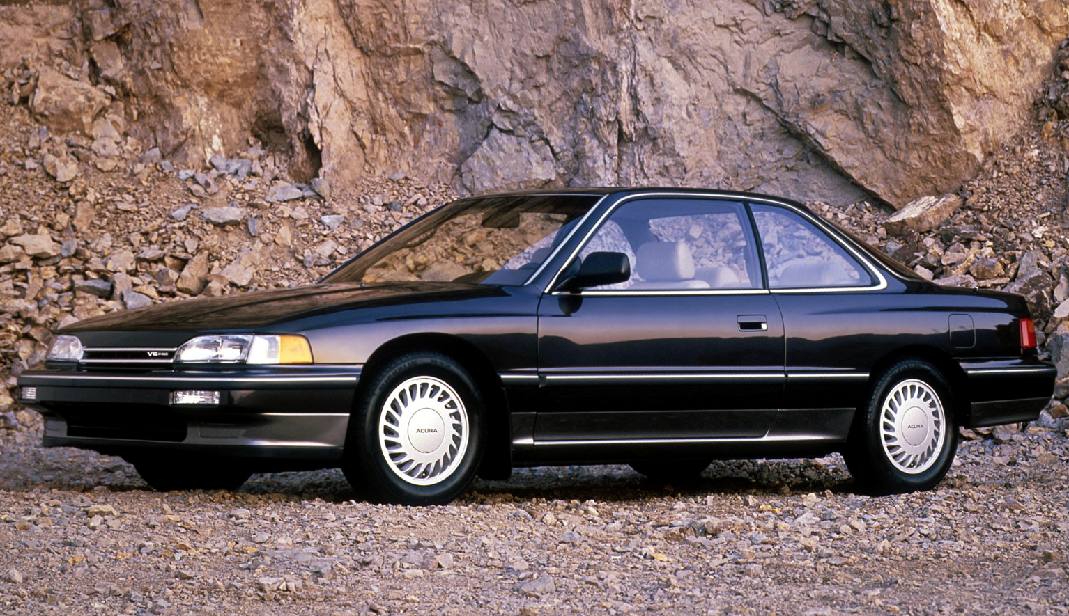 The Original Acura Legend Was More Upscale Honda Than Bmw