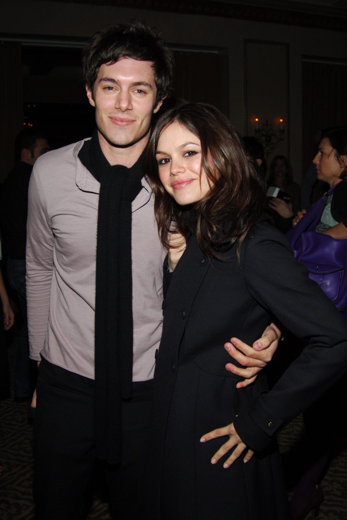 Rachel Bilson And Adam Brody From The O C Had An Airport Reunion