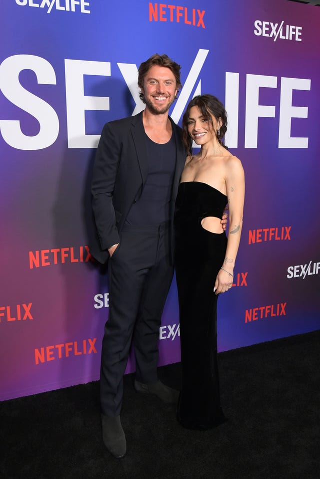 Jennifer Garner Sex Porn - Sex/Life's Sarah Shahi opens up about working with her real-life boyfriend  on the show