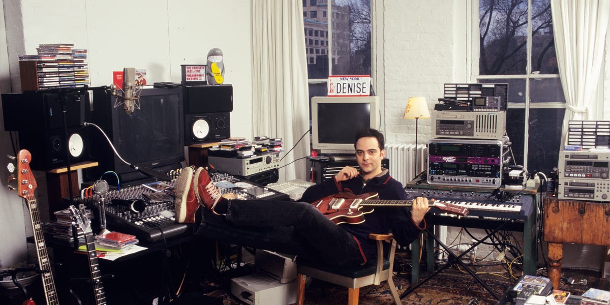 Adam Schlesinger Fully Understood How—and Why—to Write a Pop Song