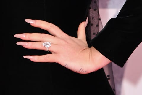 Adele's engagement-like ring at the BRIT Awards adele's engagement like ring at the brit awards