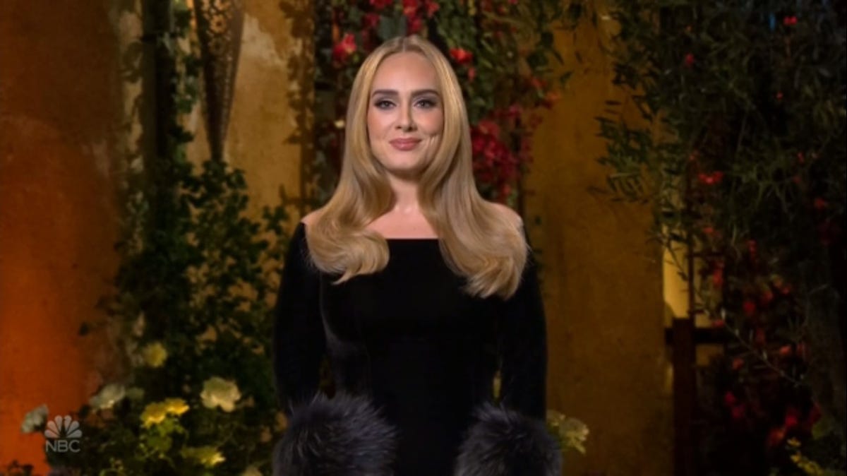 Adele sorprende al mundo con su reaparición en SNL