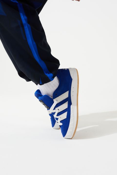 adidas Originals推出ADIMATIC atmos Blue鞋！復刻ADIMATIC經典鞋，上市日期、售價一次看