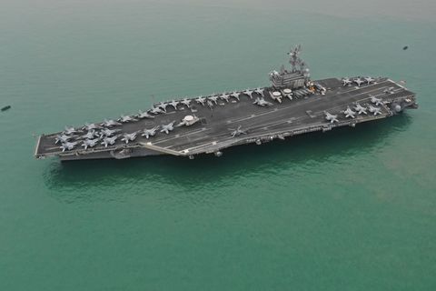 aerial-view-of-u-s-navy-aircraft-carrier-uss-ronald-reagan-news-photo-1072023876-1558381017.jpg