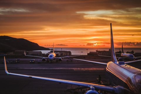 Sky, Air travel, Sunset, Evening, Cloud, Airline, Morning, Airplane, Aviation, Airport, 