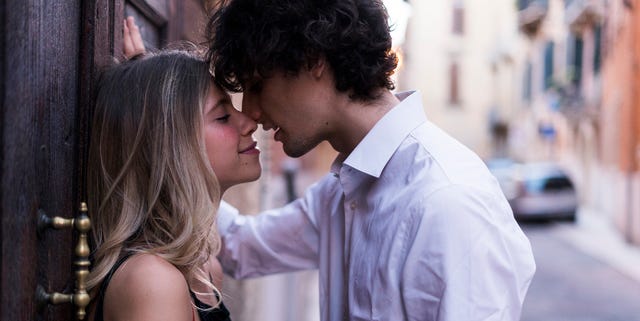 頻繁にキスをするべき一番の理由とは 頻繁にキスをするべき一番の理由とは
