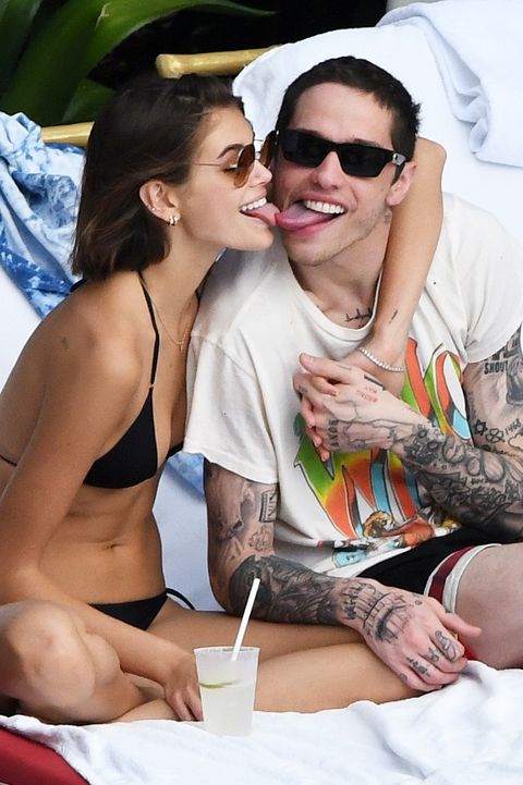 pete davidson and kaia gerber can't keep their tongues in their own mouths as they makeup by the pool in miami 23 nov 2019 pictured pete davidson kaia gerber photo credit mega themegaagencycom 1 888 505 6342