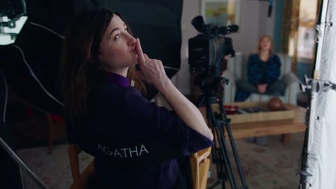 agatha harkness wandavision agnes kathryn hahn la actriz kathryn hahn da vida a la bruja agatha harkness en la serie de marvel studios wandavision