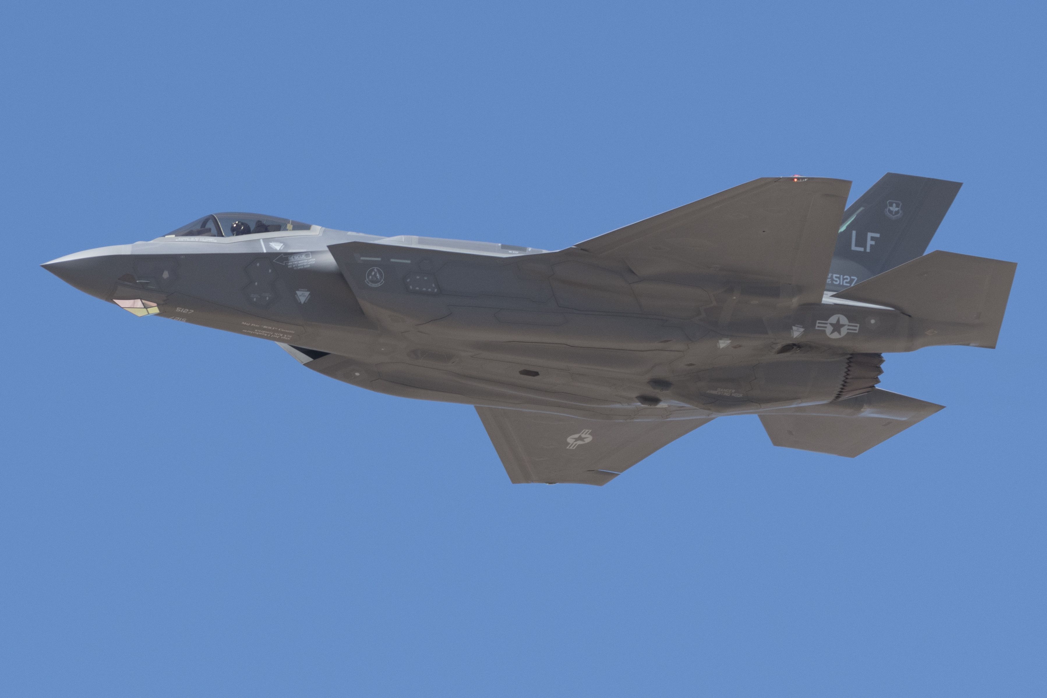 f 35 rc plane