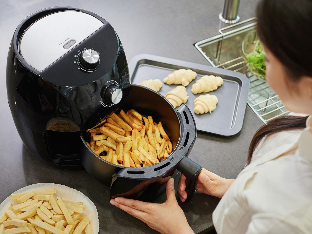 This Massive Air Fryer Is Ridiculously Cheap at  Right Now - The  Manual