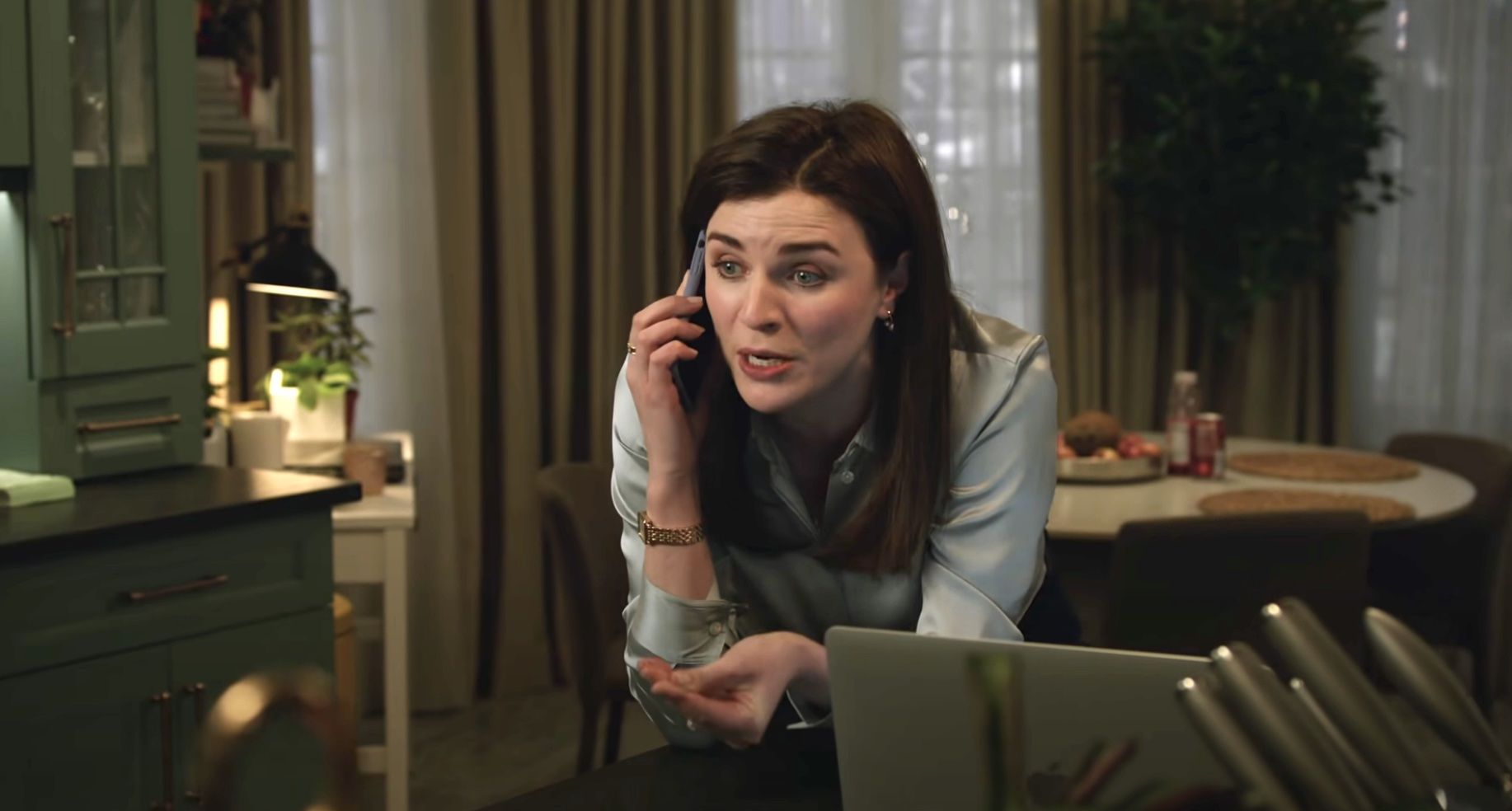 Aisling Bea brilliantly responds to Home Alone accent backlash pic