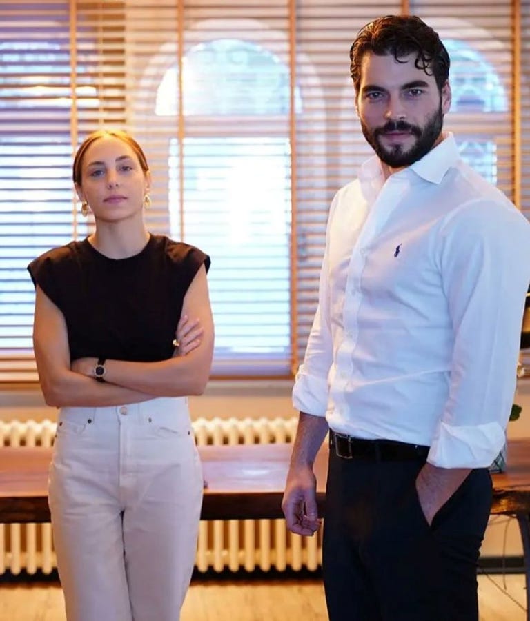Akin Akinözü será pareja de Öykü Karayel ('Amor de contrabando')