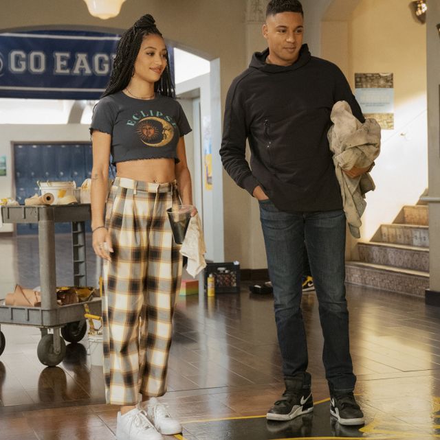 all american    "seasons pass"    image number ala301a0696rjpg    pictured samantha logan as olivia and michael evans behling as jordan    photo erik voakethe cw    © 2020 the cw network, llc all rights reserved