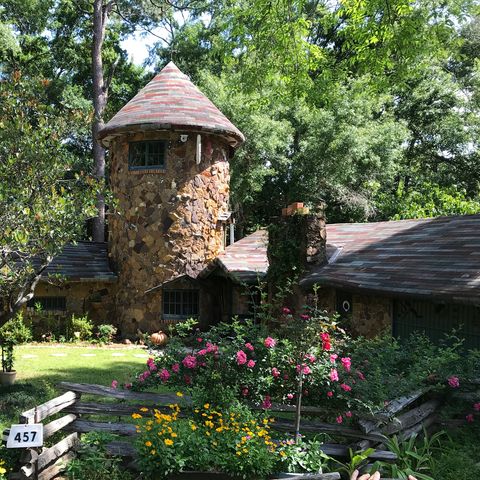the storybook castle airbnb in alabama, a good housekeeping pick for unique airbnbs