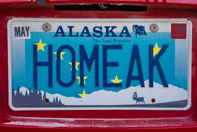 plaque d'immatriculation de vanité de l'Alaska dit homeak, ce qui signifie à la maison en Alaska