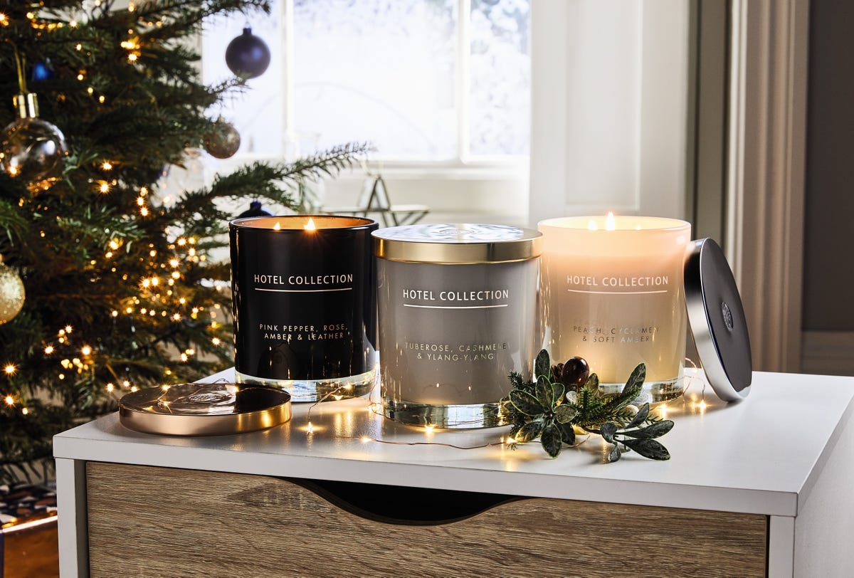 These Aldi candles make for an ideal gift