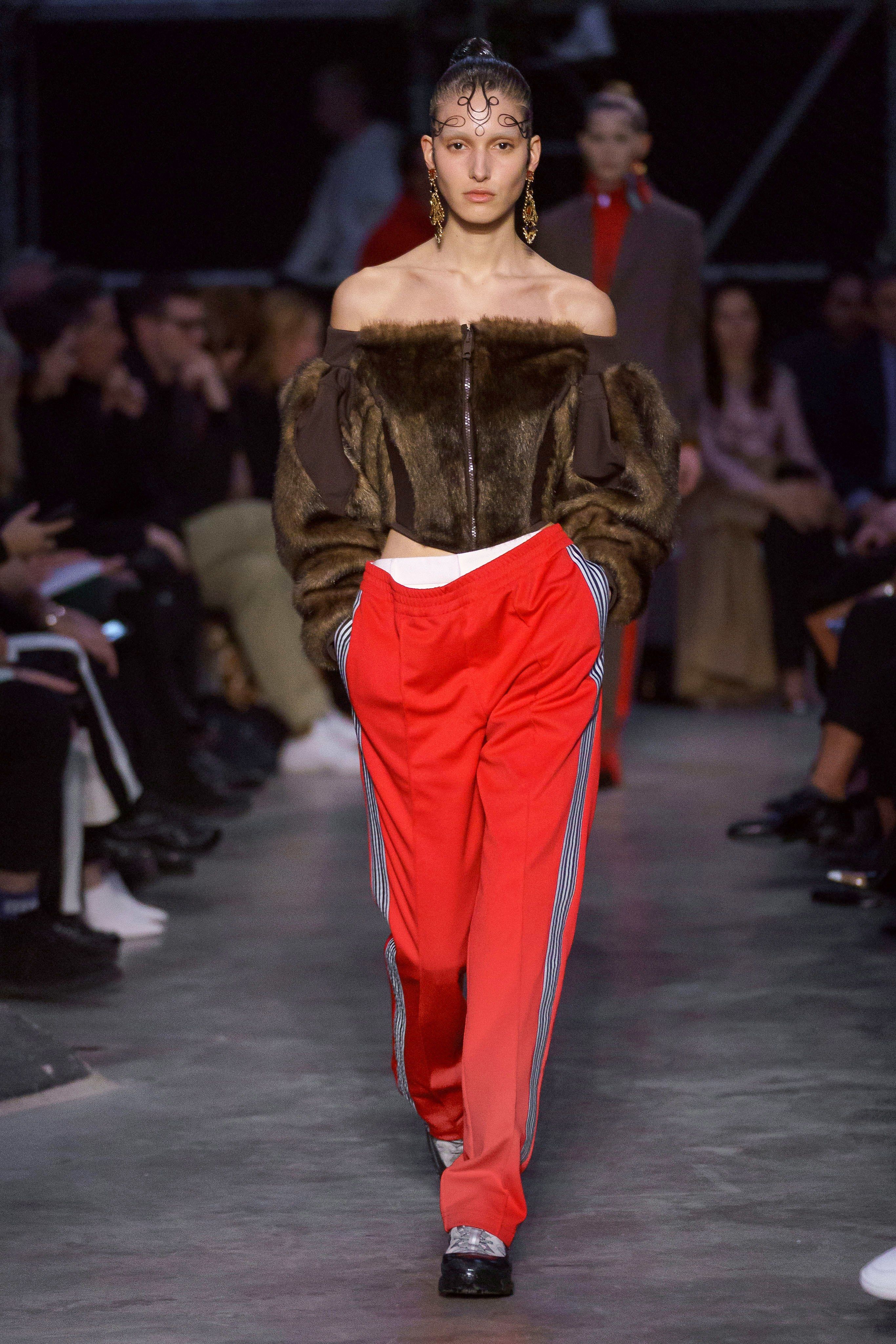 De 5 grootste trends in truien en tops voor HerfstWinter 2019 De 5 grootste trends in truien en tops voor HerfstWinter 2019