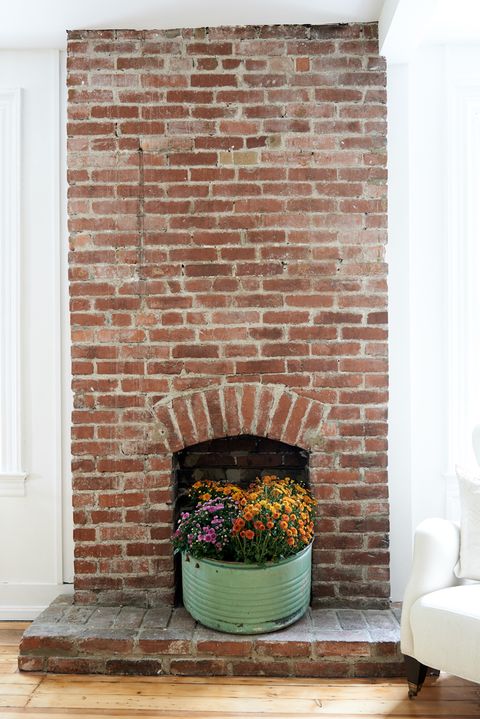 Featured image of post Black Brick Fireplace Ideas : Sample sustainable thin brick at fireclaytile.com/samples.