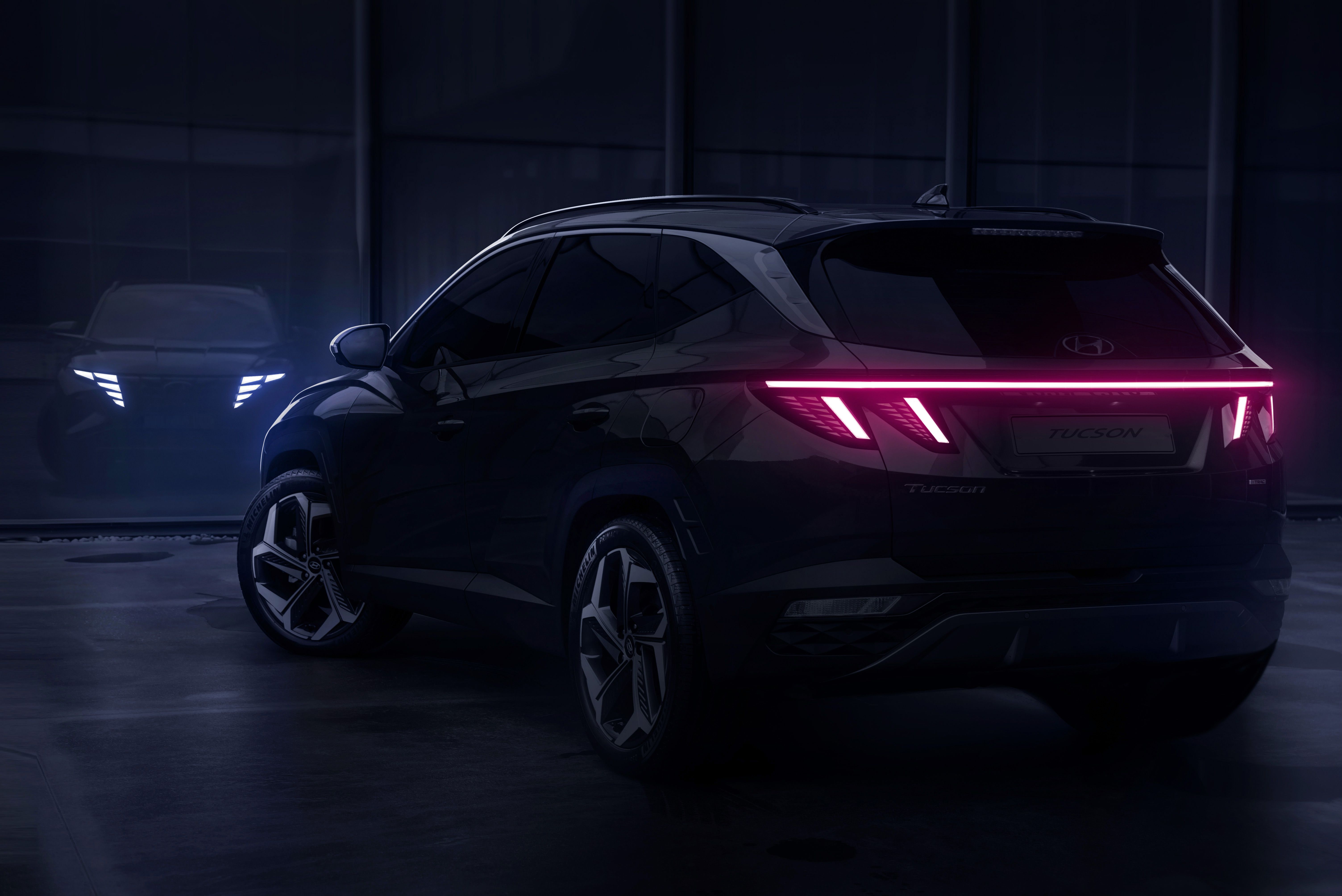 More 9 Hyundai Tucson Design Details Visible in Teaser Photos