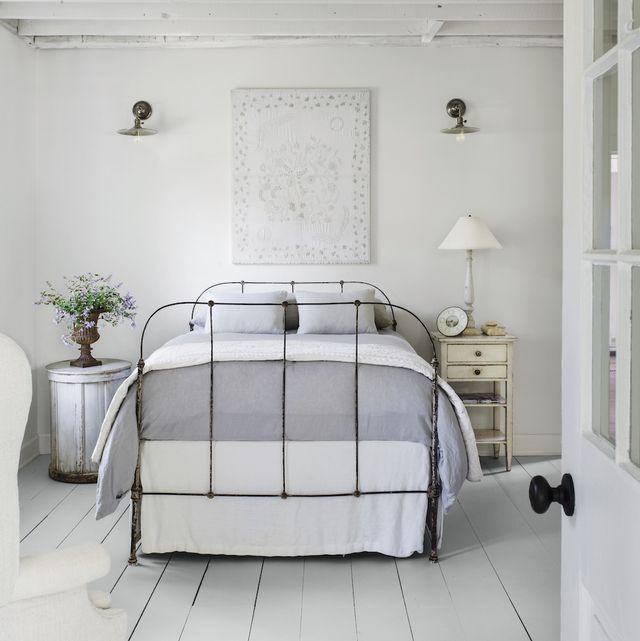 15 Grey Bedroom Paint Colors