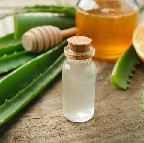 honey and aloe DIY face mask ingredients honey and aloe diy face mask ingredients
