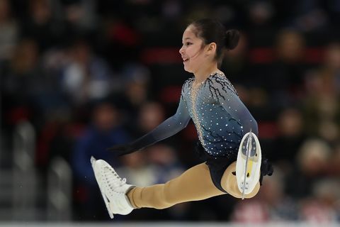 grave Flåde biograf 13-Year-Old Becomes Youngest Senior Ladies U.S. Figure Skating Champion -  U.S. Figure Skating Championships 2019
