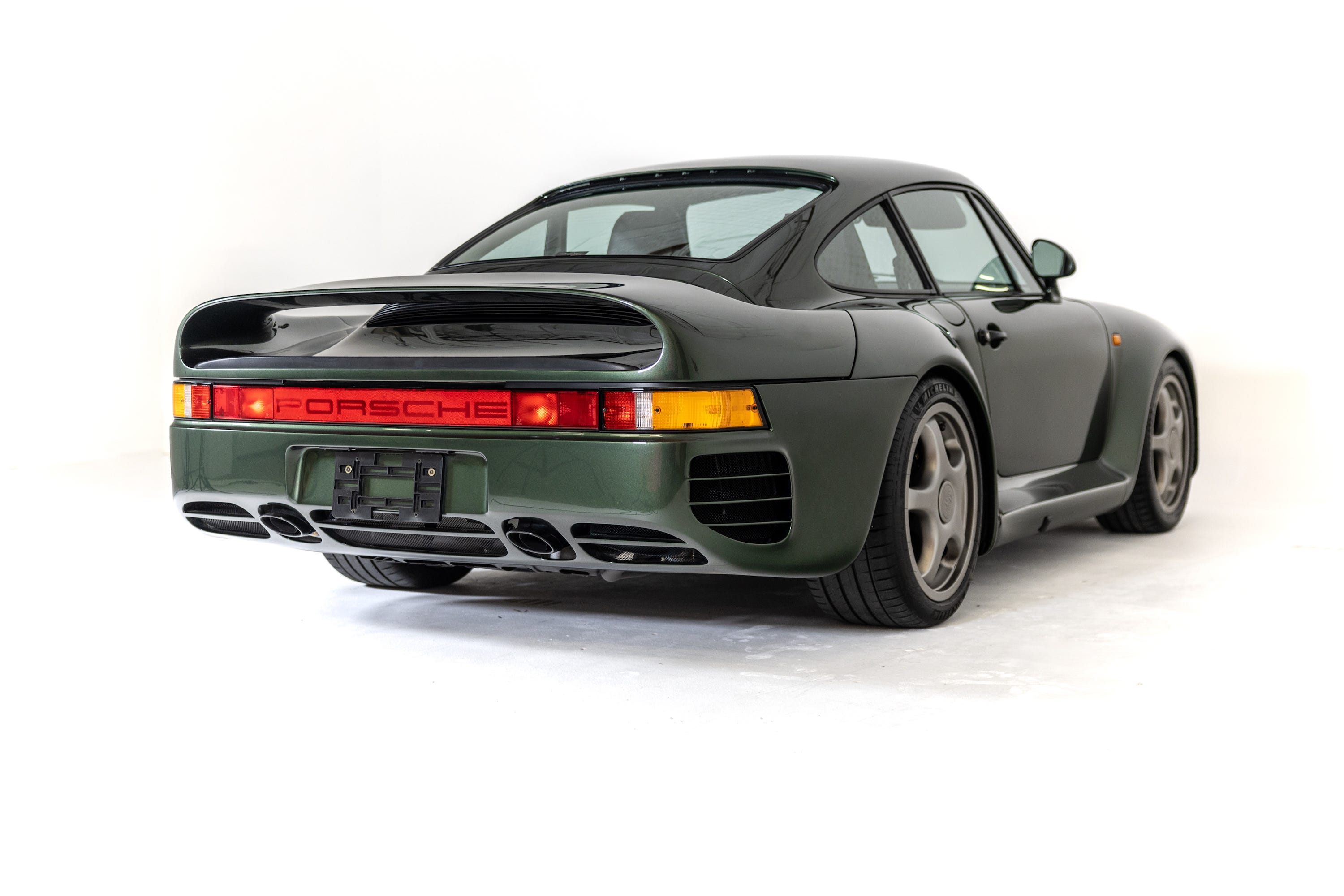 This Is the Porsche 959 Nissan Bought to Make the R32 GT-R