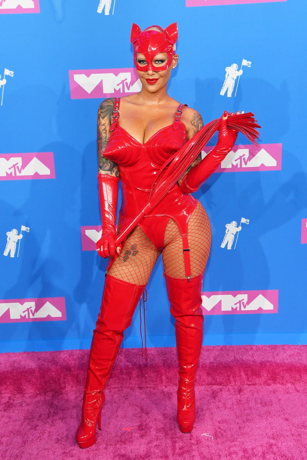 amber-rose-wore-lingerie-to-the-vmas-red-carpet-amber-rose-devil-lingerie