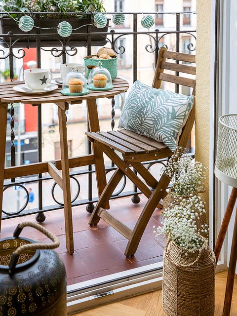 La Mini Terraza Preciosa Para El Buen Tiempo Diseno Ligero Para Tu Mini Terraza