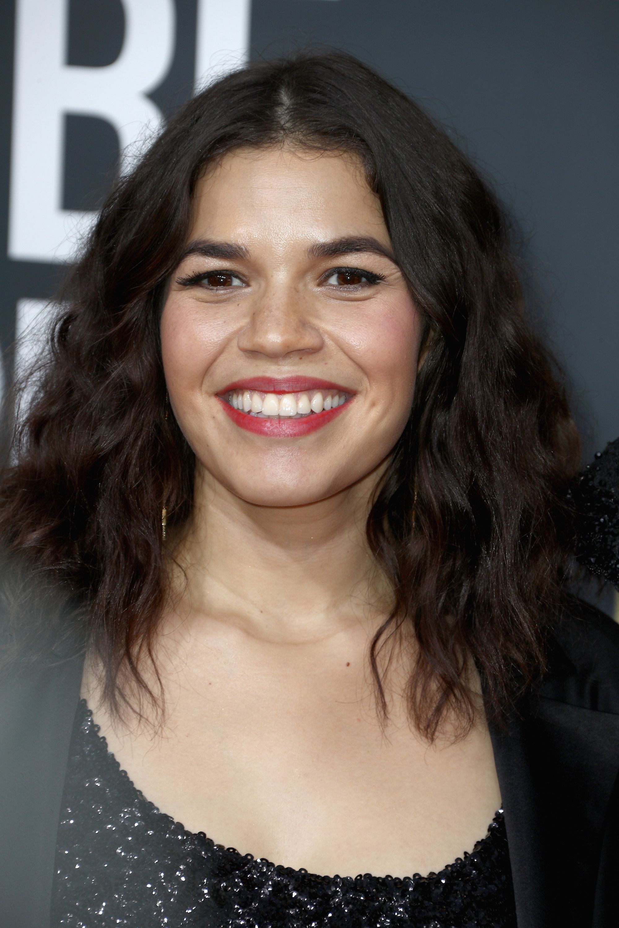 Celebrity Haircut - America Ferrera Hairstyles