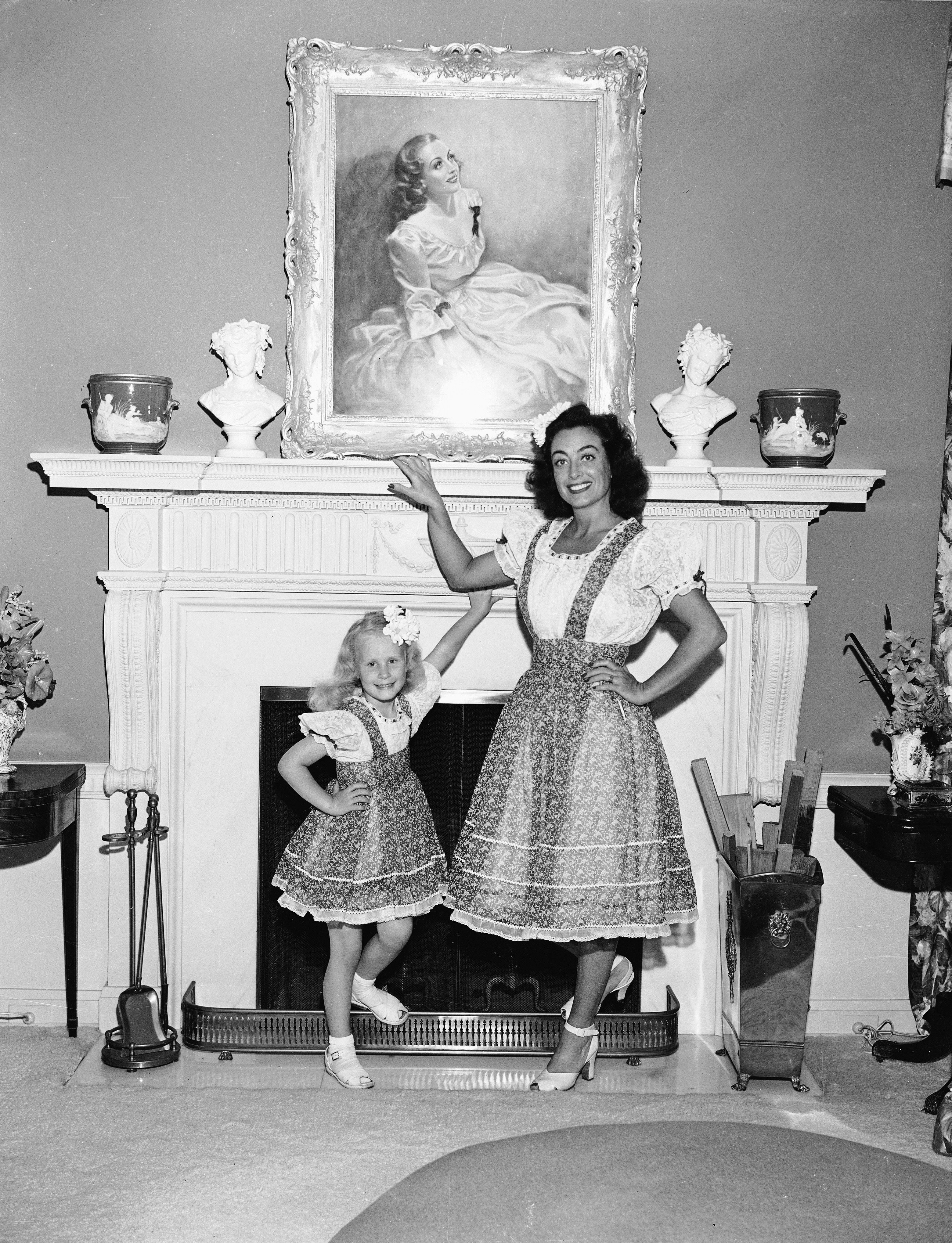 joan crawford bedroom