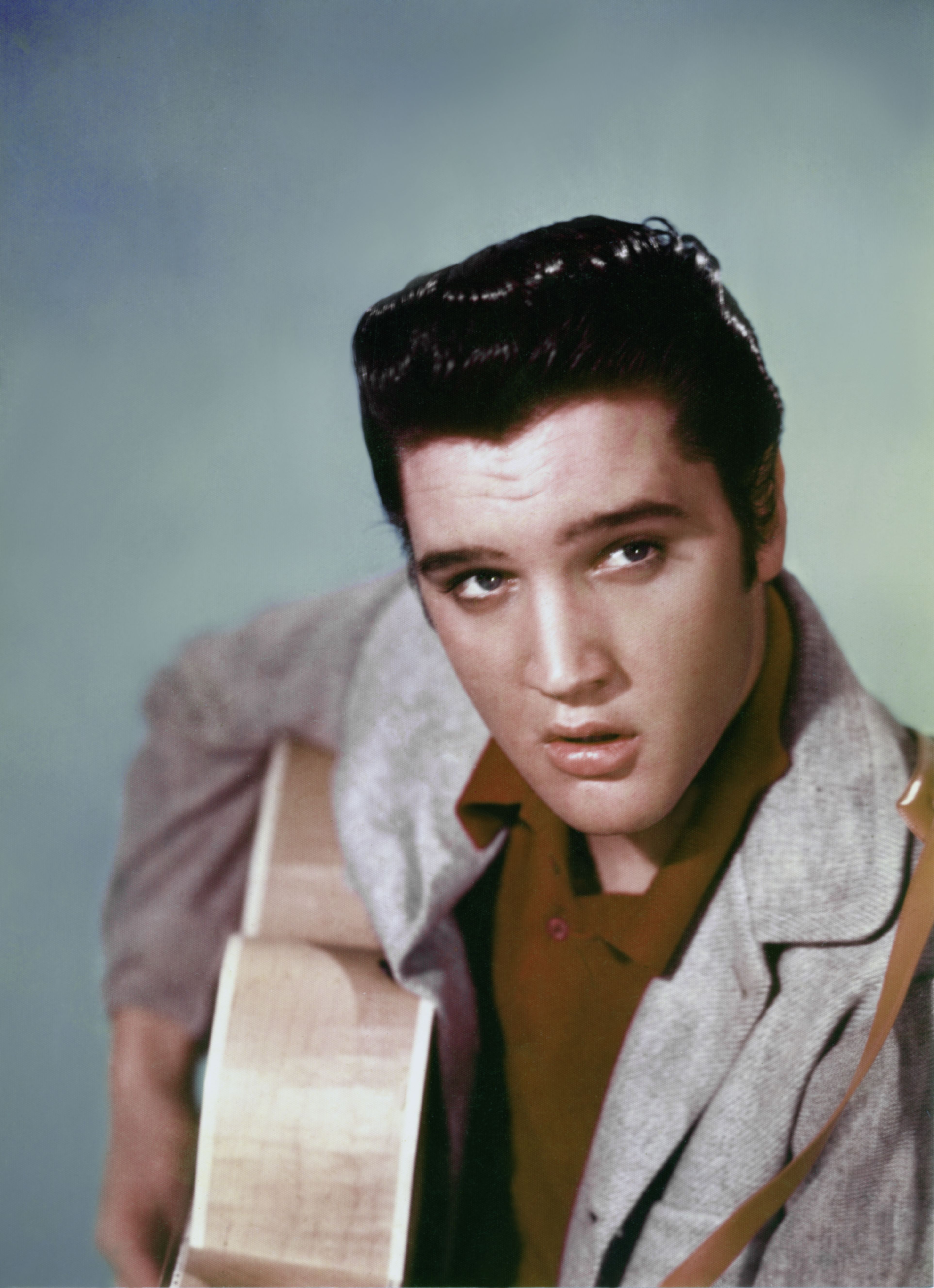 Elvis Presley - Facebook, Instagram, Twitter [Profiles]