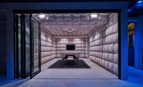 باشگاه Lynk & Co آمستردام lynk co amsterdam club