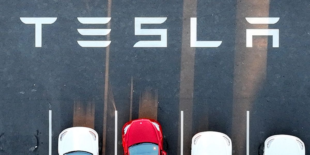 Tesla Investigated over Phantom Braking—416,000 Cars Involved