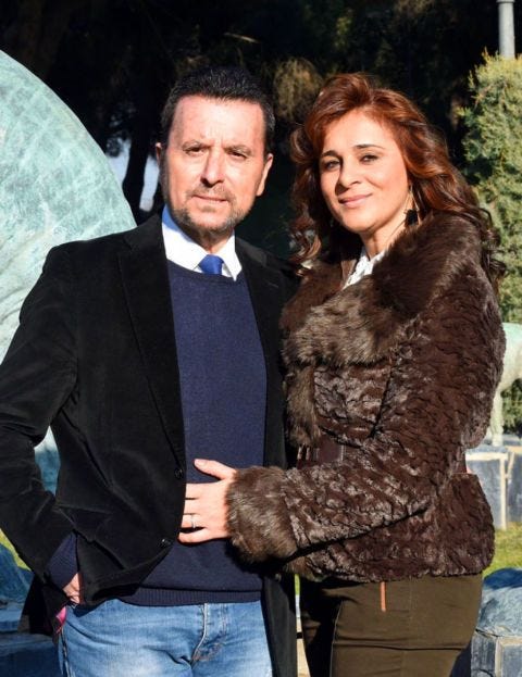 ana maria aldon ortega cano ana maria aldon y ortega cano posan abrazados de jovenes
