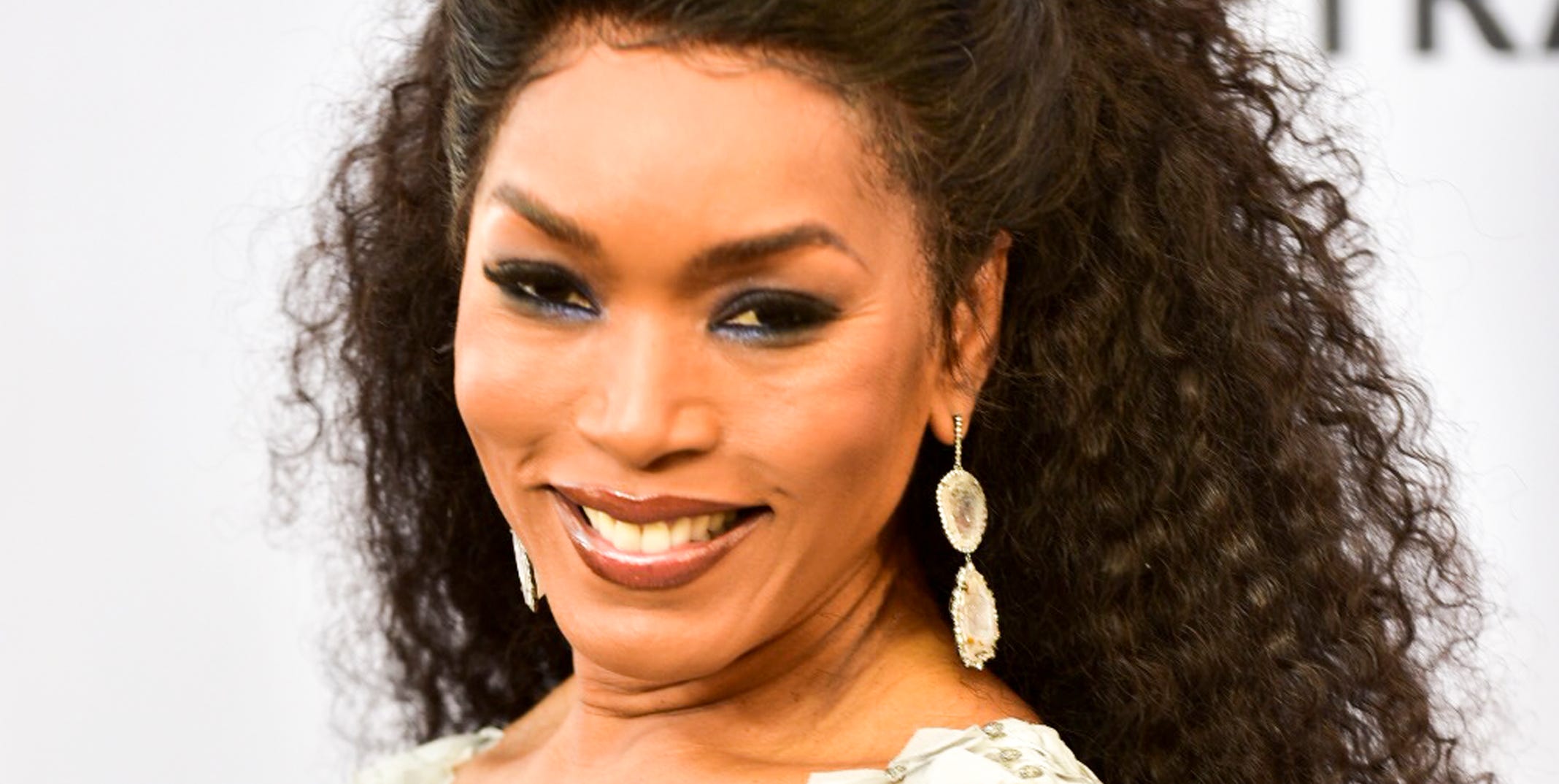 Angela Bassett Wants You to ‘Bloom Where You’re Planted’