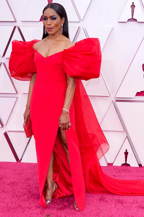 angela bassett at the 2021 oscars