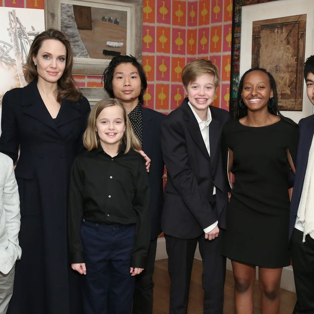 アンジェリーナ ジョリーの6人の子どもたちの現在と 最新レッドカーペットスタイルを拝見 カルチャー Elle エル デジタル