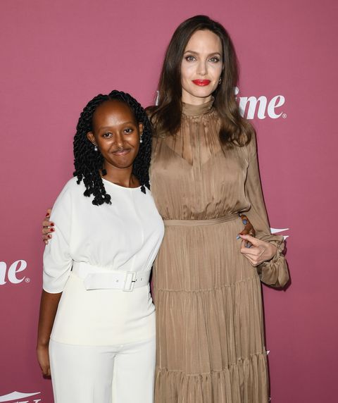 Angelina Jolie y su hija Zahara, dos estilos diferentes