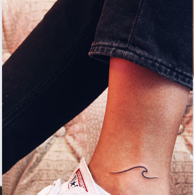 20 Ankle Tattoo Ideas And Designs To Copy Tiny Tattoo Styles