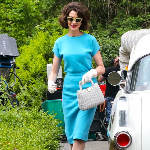 First look at Jessica Chastain and Anne Hathaway in new thriller