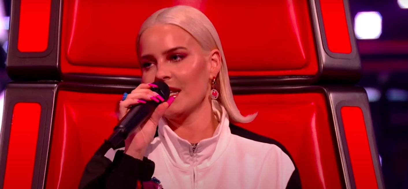 The Voice UK fans wowed by Anne-Marie live performance