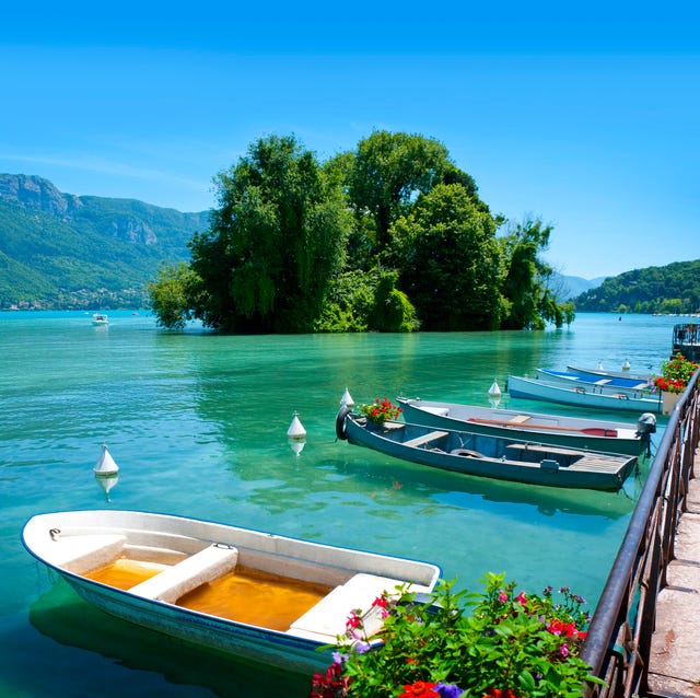 Spring holidays spring holidays