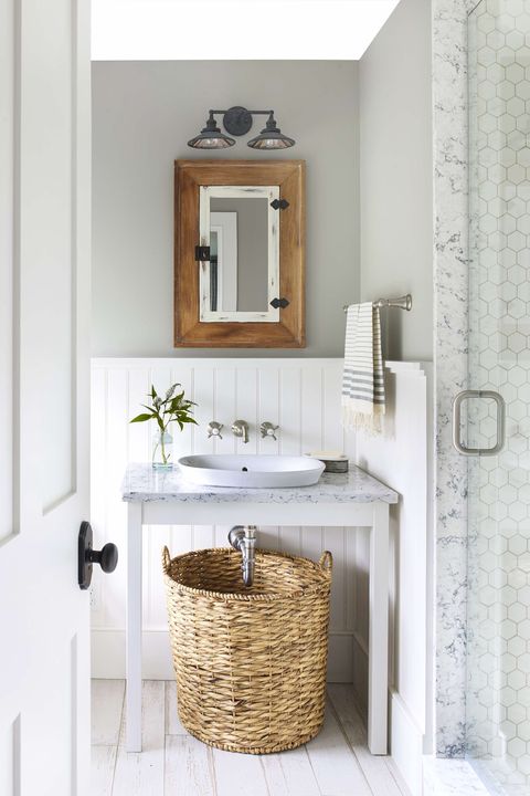 Paint Color Ideas For Small Bathroom : 12 Small Bathroom Color Ideas For The Perfect Palette Better Homes Gardens / Turn your bathroom into the retreat of your dreams using these beautiful bathroom ideas as inspiration.
